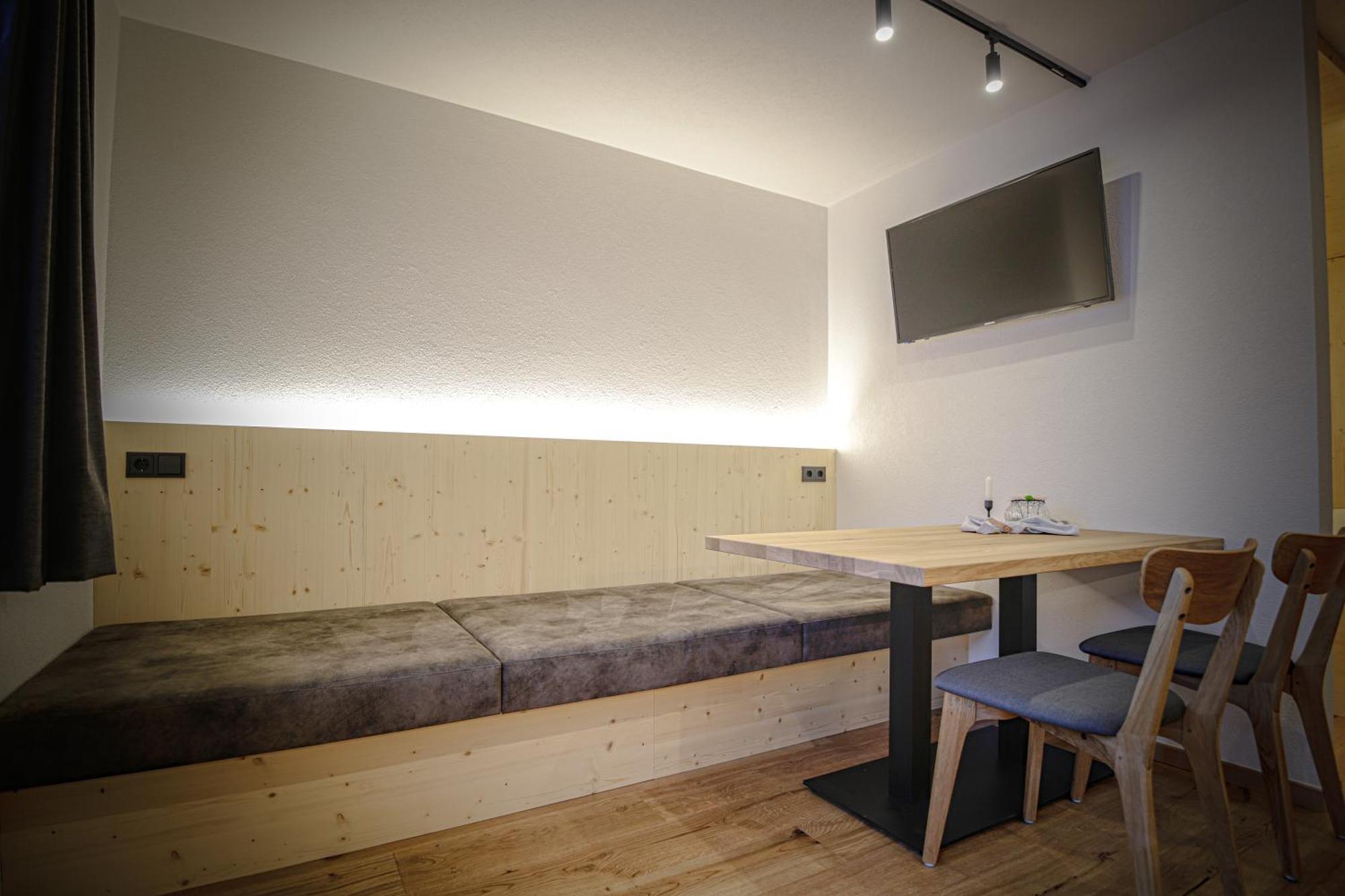 Wolf Apartments Padaun Vals المظهر الخارجي الصورة