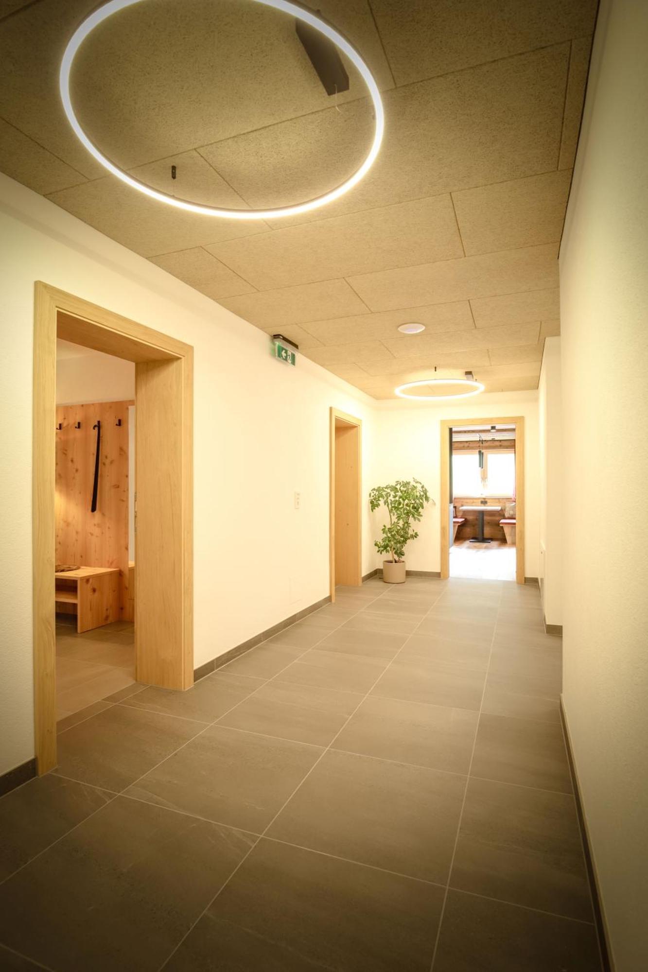 Wolf Apartments Padaun Vals المظهر الخارجي الصورة
